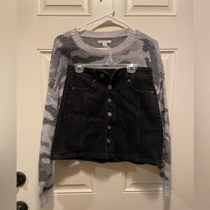 American Eagle skirt and sweater